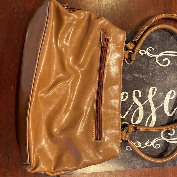 Purse - Picture 2 of 3